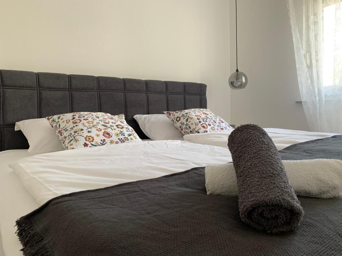 Apartments Luce Τρογκίρ Εξωτερικό φωτογραφία