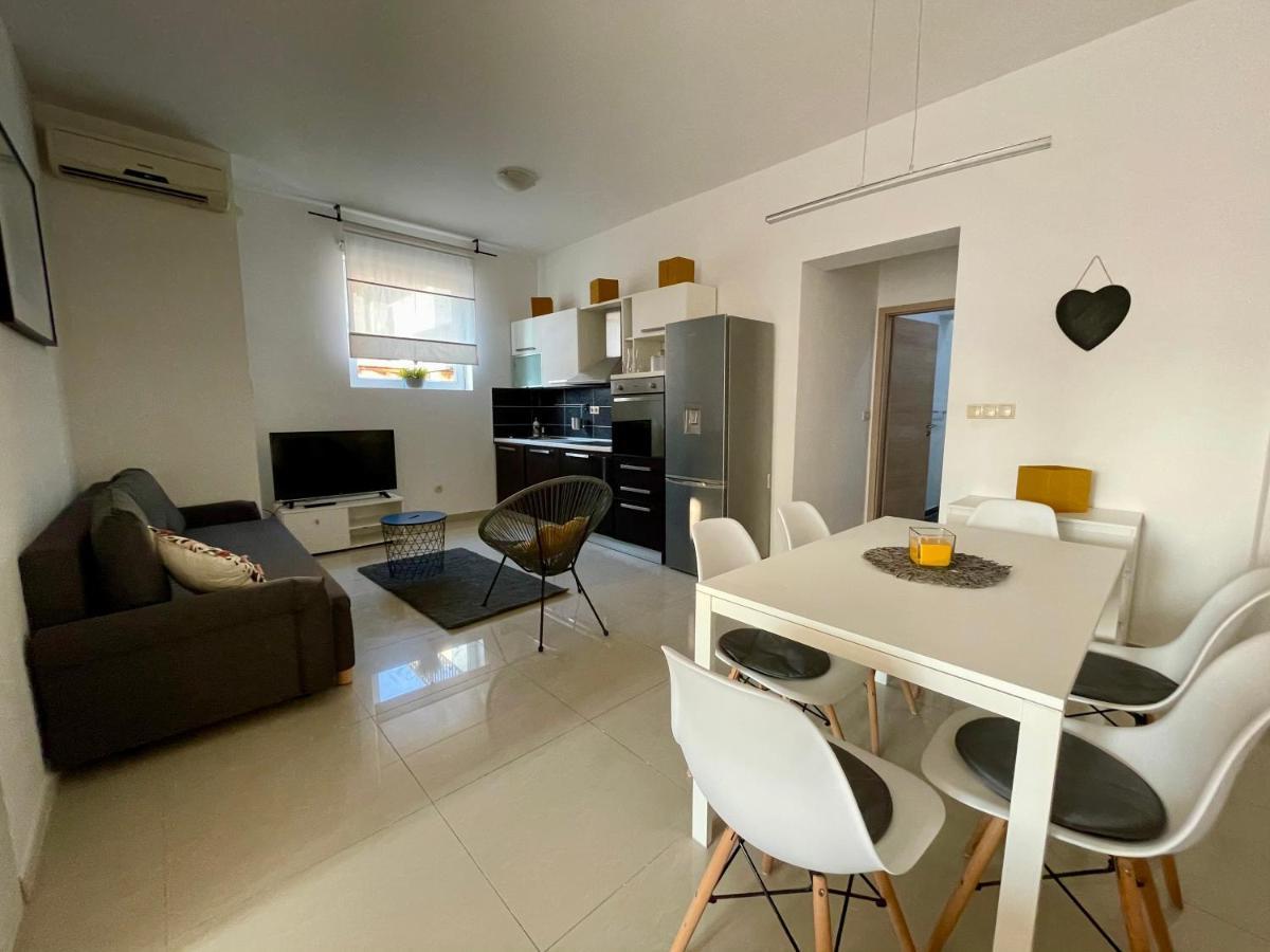 Apartments Luce Τρογκίρ Εξωτερικό φωτογραφία